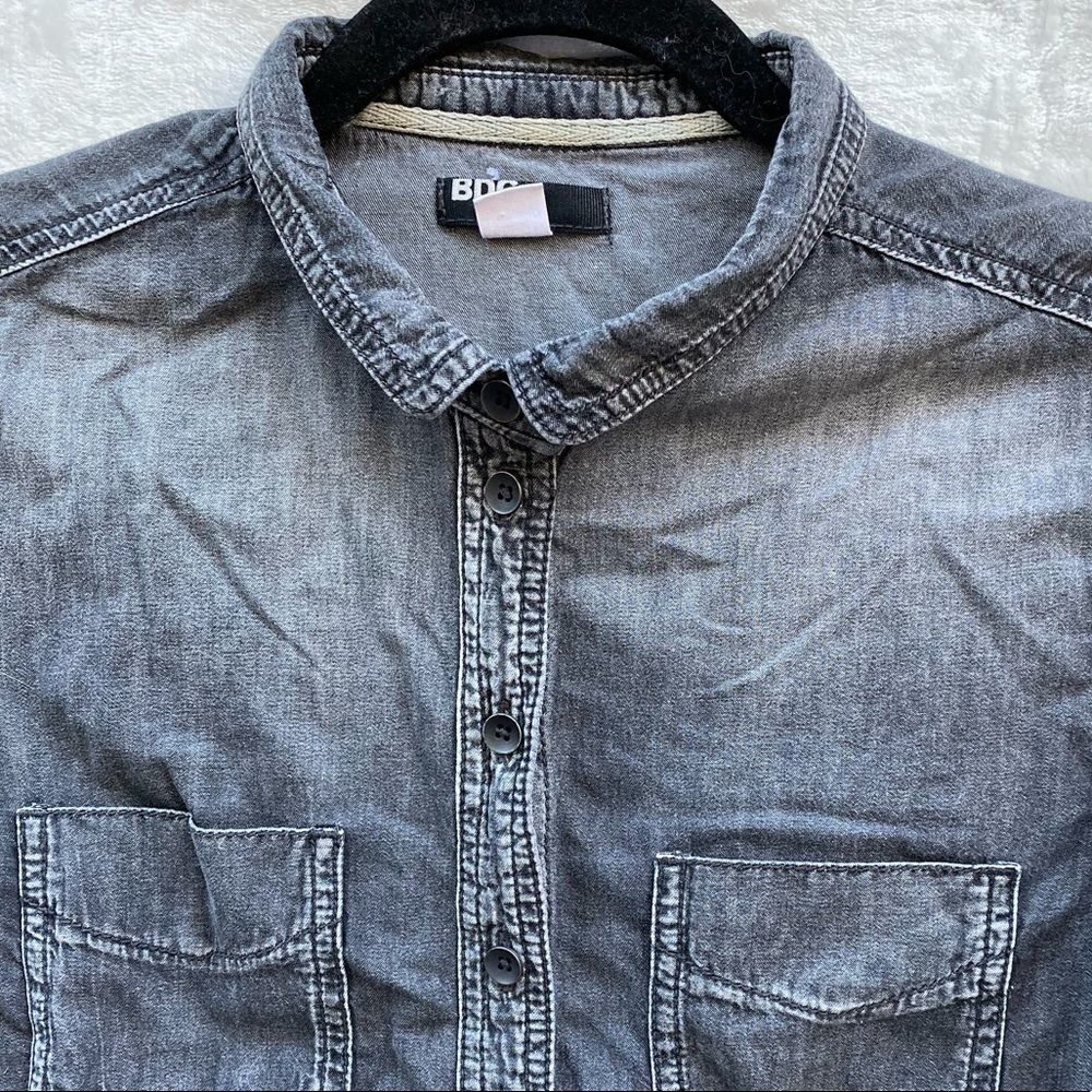 BDG Girls Small Chambray Shirt - Picture 2 of 8